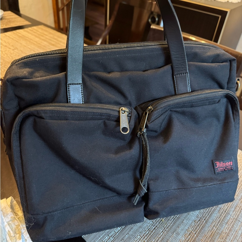 Filson Dryden Briefcase Navy - Rare and Discontinued